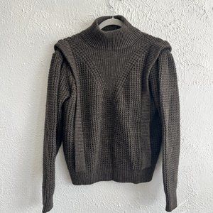 Leveteroom Exaggerated Shoulder Sweater